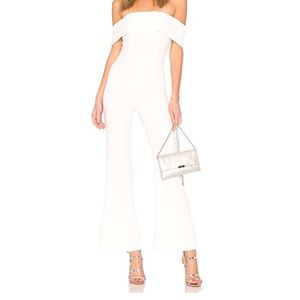 BRAND NEW WHITE OFF SHOULDER JUMPSUIT (S)